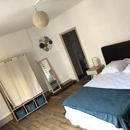Tulle : Superbe Appartement Quartier Historique Eksteriør billede